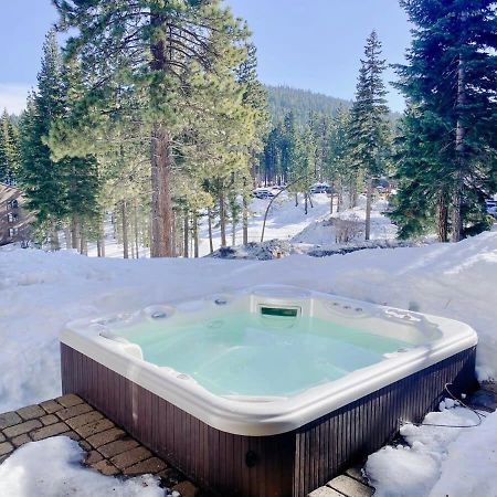 Luxury Northstar Home| Hot Tub| Walk To Ski Lifts Truckee Exterior photo